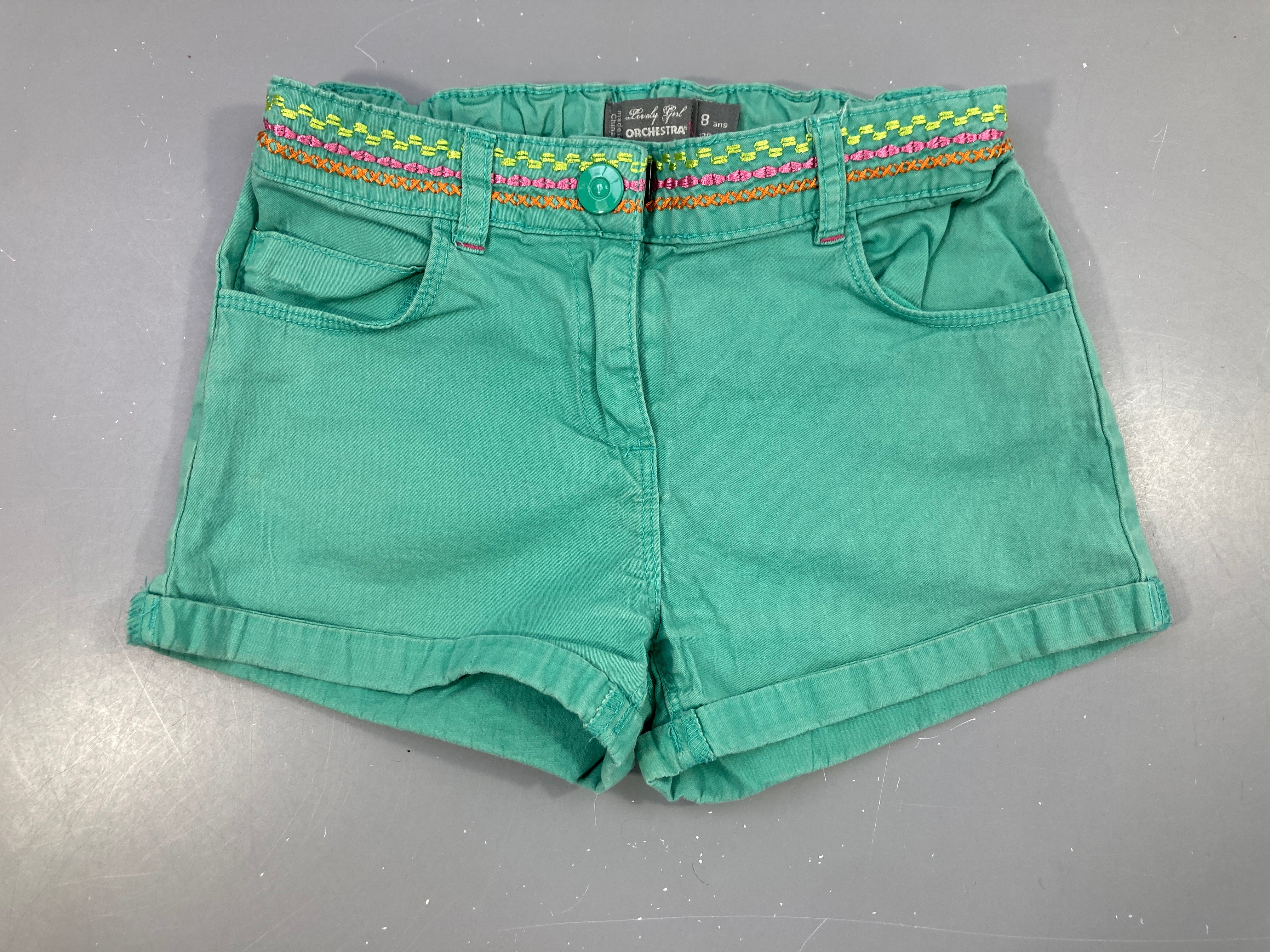 Short vert broderies