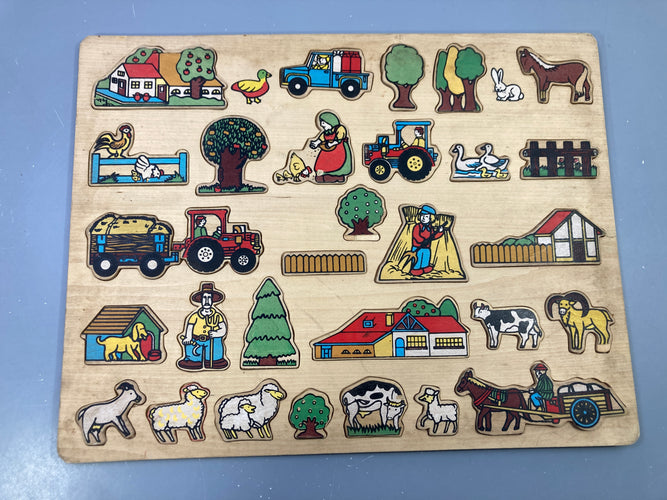 Puzzle à encastrer en bois la ferme, animaux, tracteurs et personnages, moins cher chez Petit Kiwi