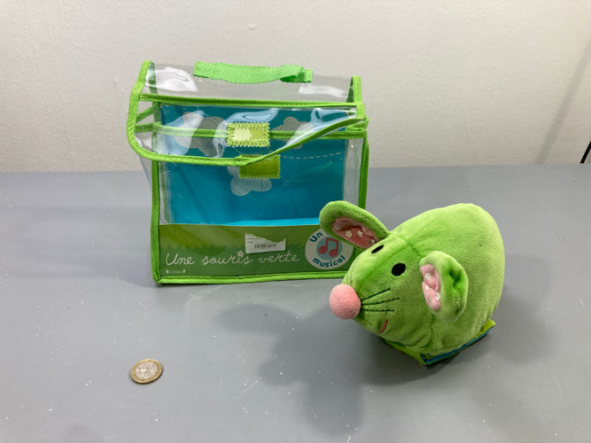 Une souris verte, livre musical en tissu avec tête en peluche verte, sac de rangement, Gründ, moins cher chez Petit Kiwi
