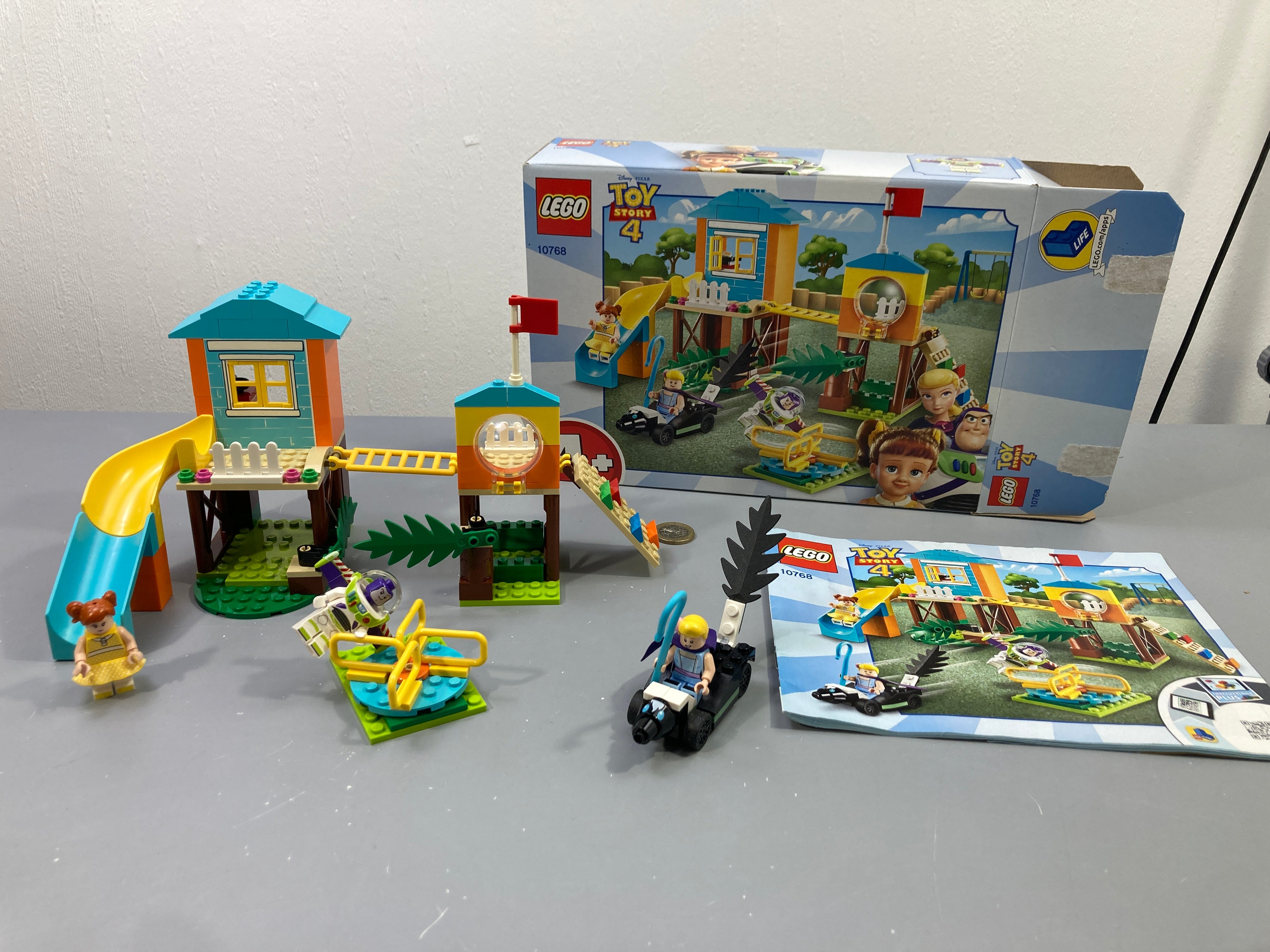L'aire de jeux de Buzz et Bo Peep 10768 avec 3 figurines, boîte et notice, Toy Stor.y 4