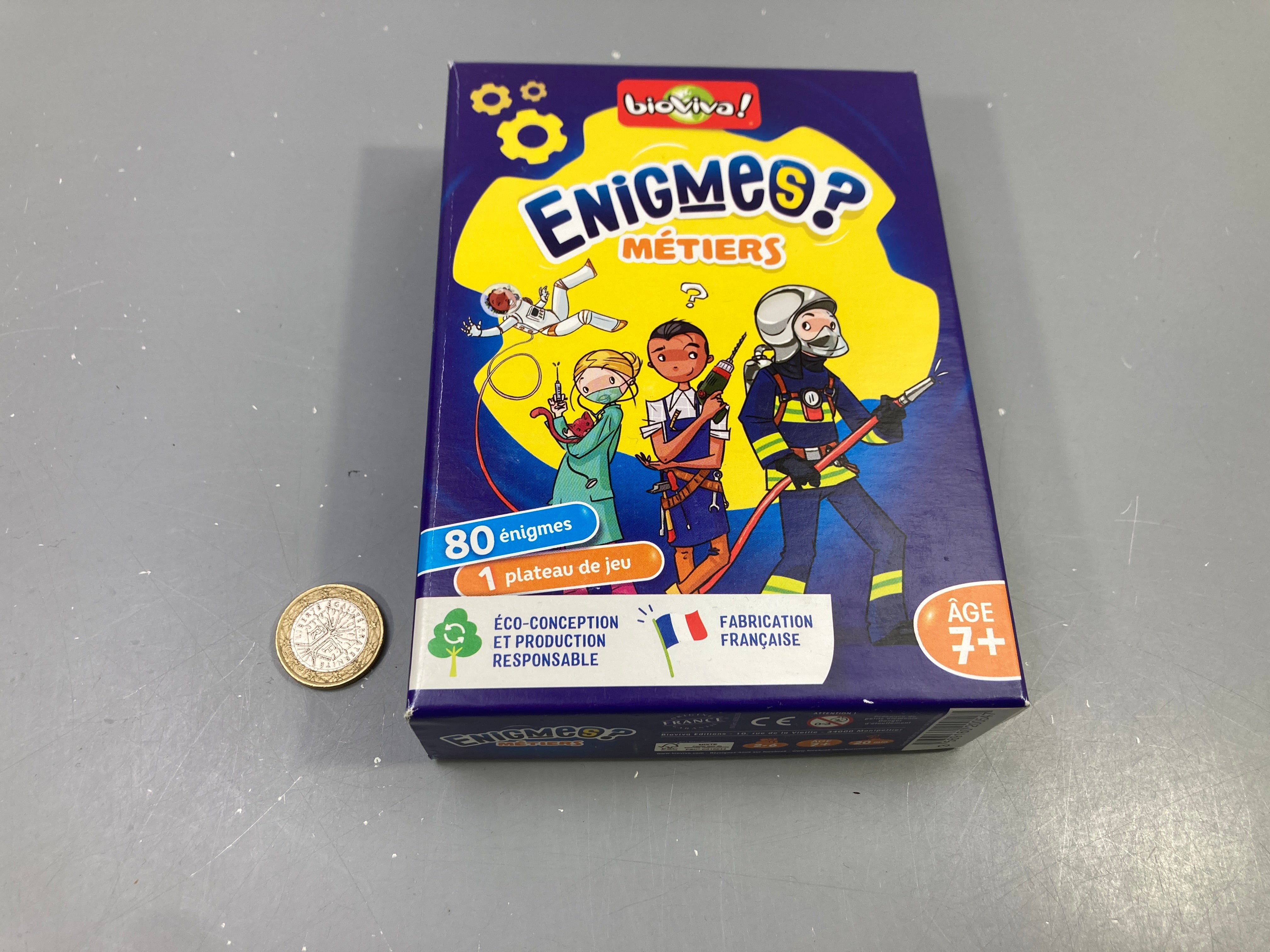 Jeu Enigmes Métiers, 80 énigmes + plateau, 7+, Bioviva