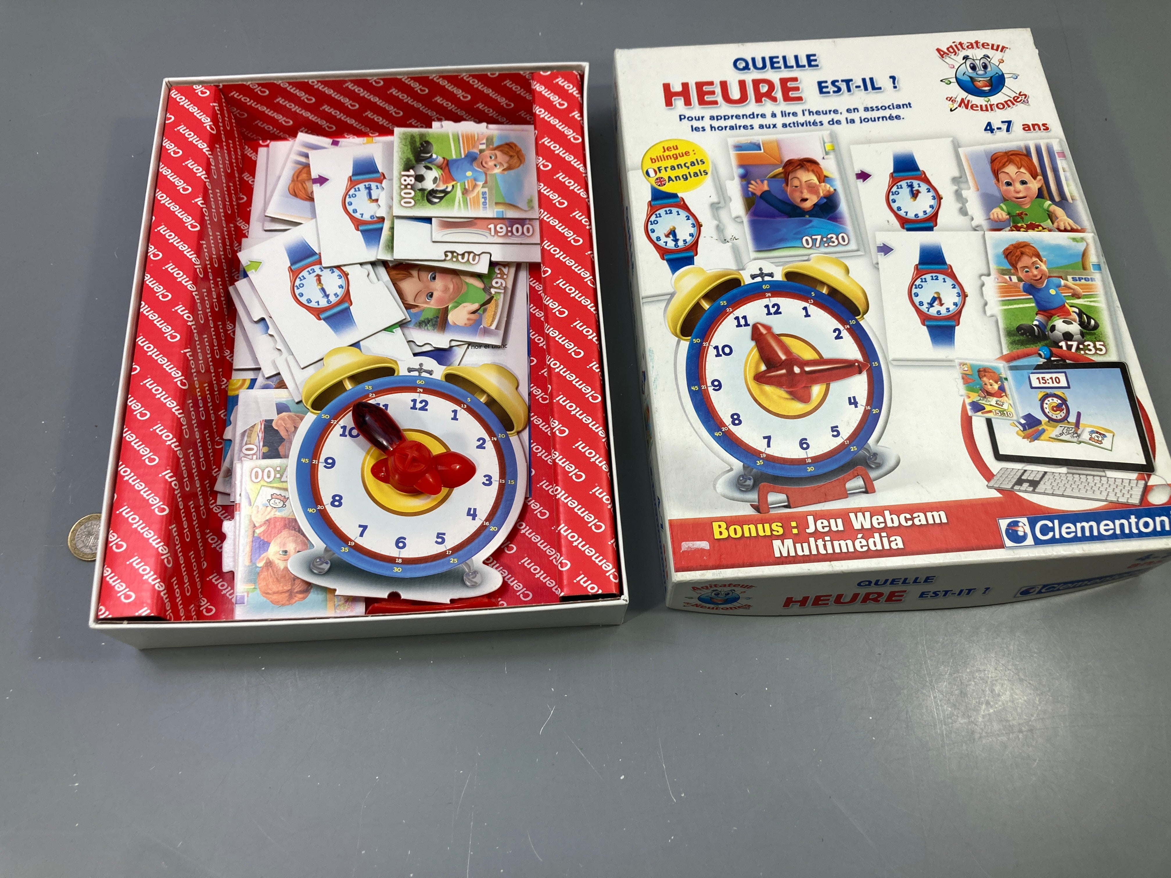Jeu Quelle heure est-il ?, apprendre l'heure, bilingue, une aiguille marquée au marqueur noir 4-7 ans