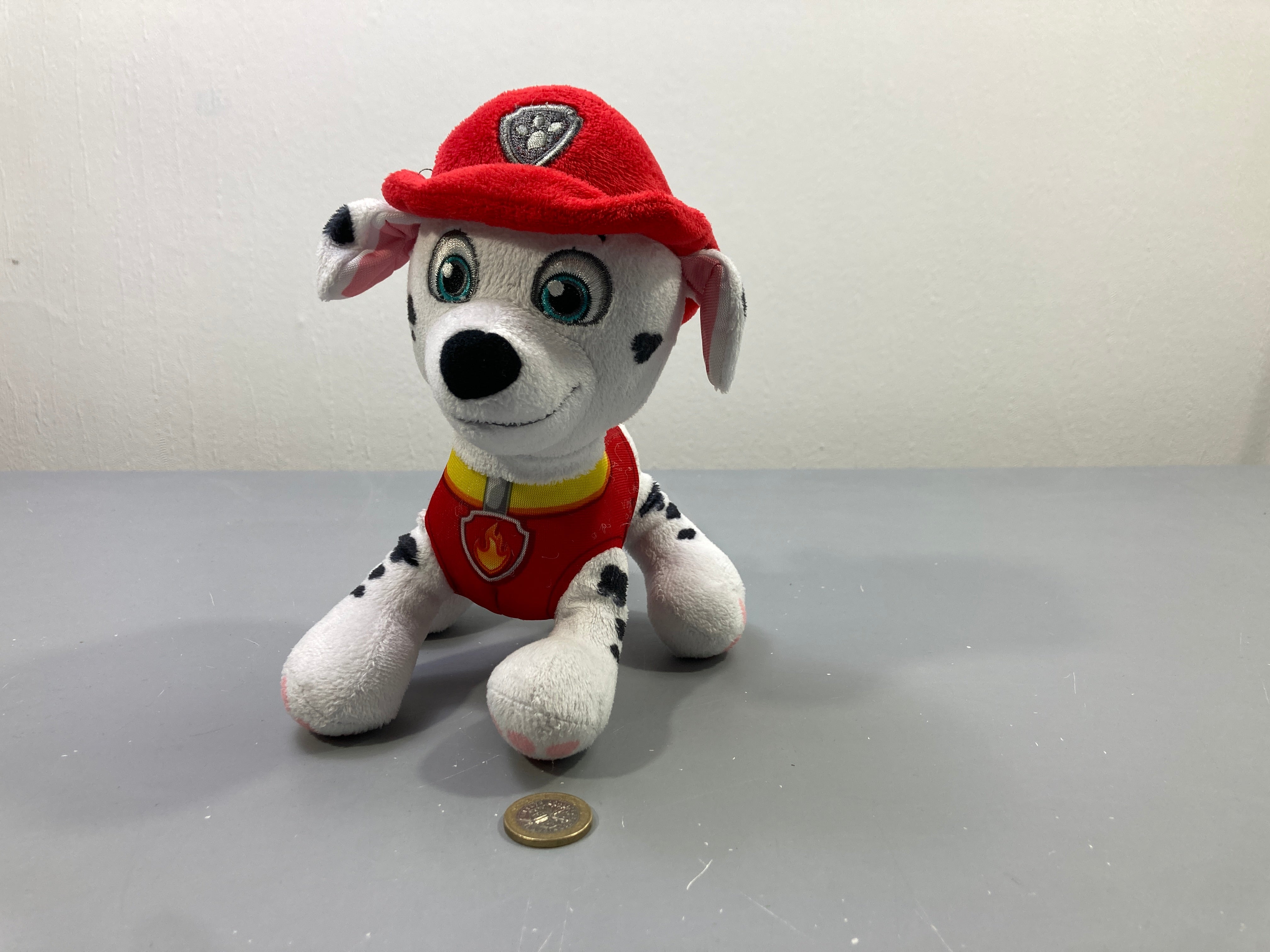 Peluche Pat'Patrouille Marcus, dalmatien blanc casque rouge