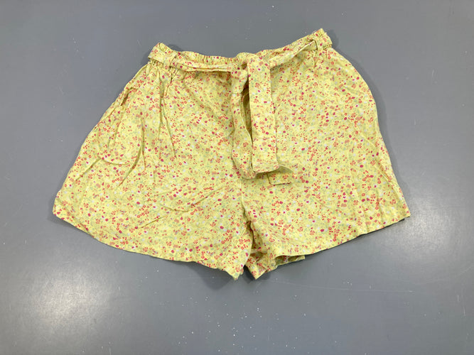 Short fluid jaune fleurs, moins cher chez Petit Kiwi