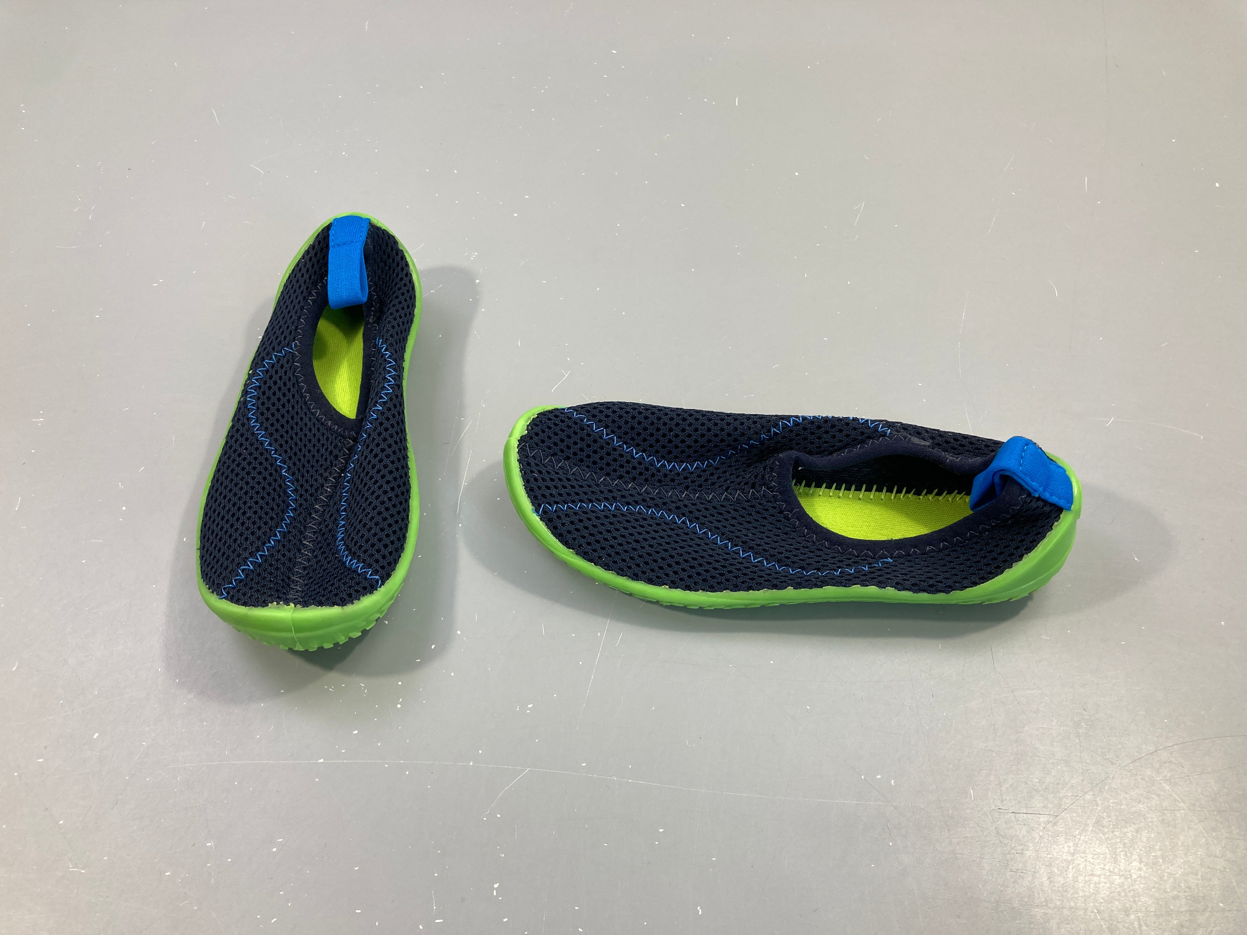 Chaussures d'eau bleu marine/vert, 28