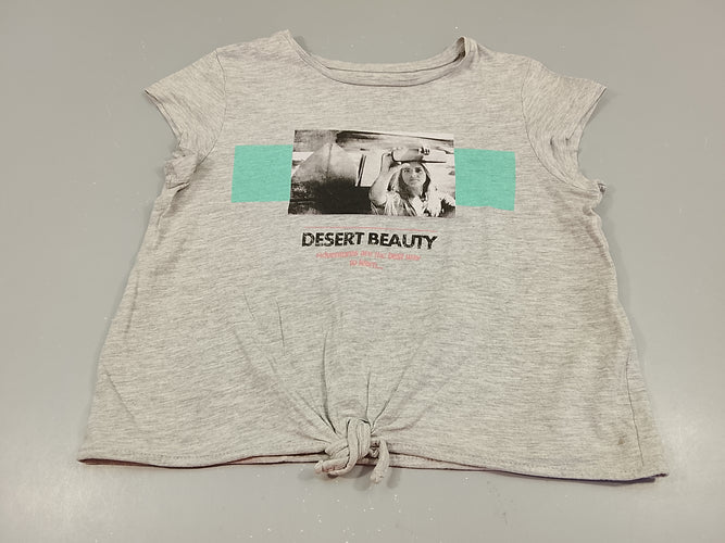 T-shirt m.c crop-top  gris clair flammé  , imprimé photo " desert beauty", noué  à la taille, moins cher chez Petit Kiwi