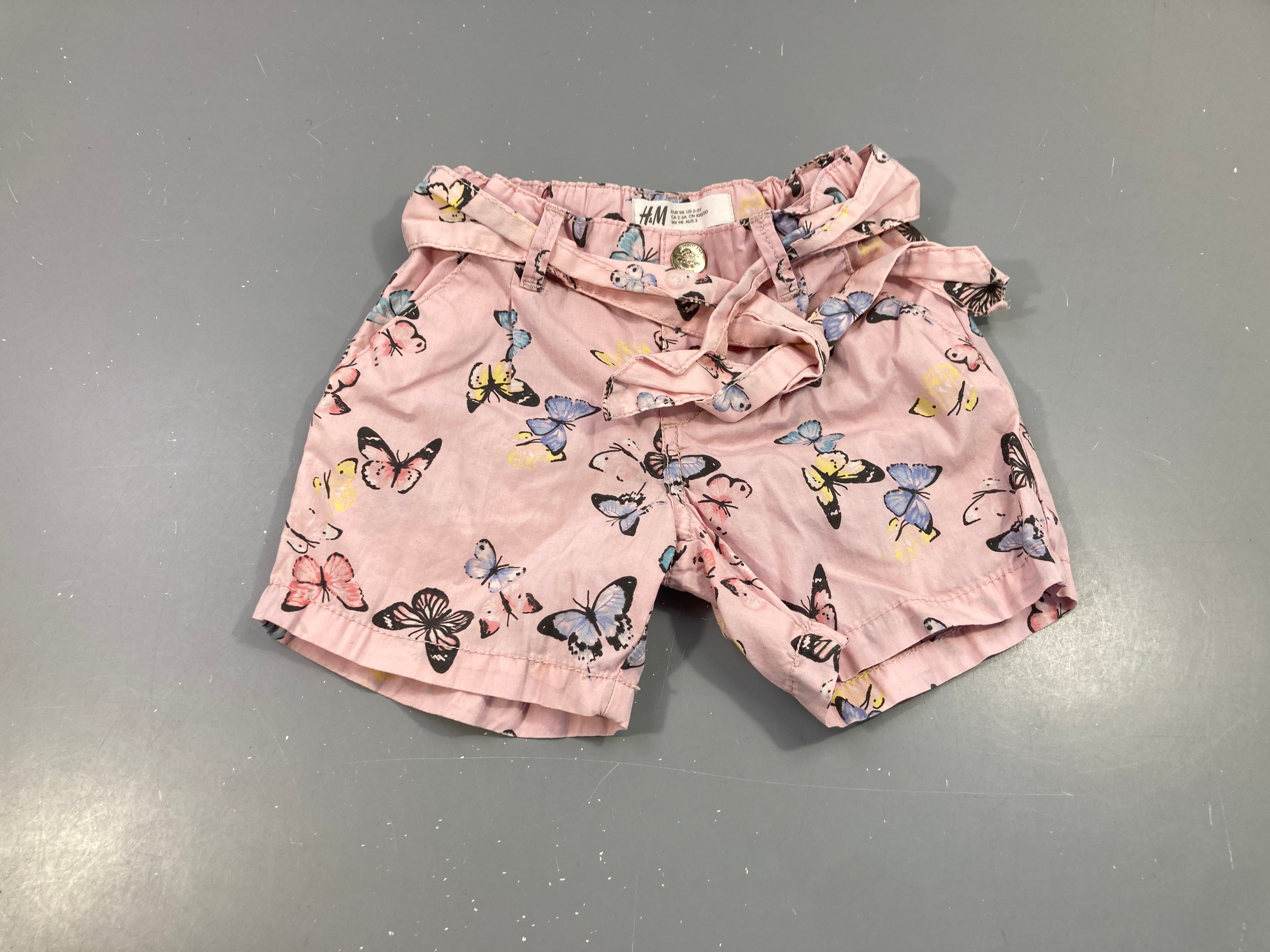 Short rose papillons ceinture