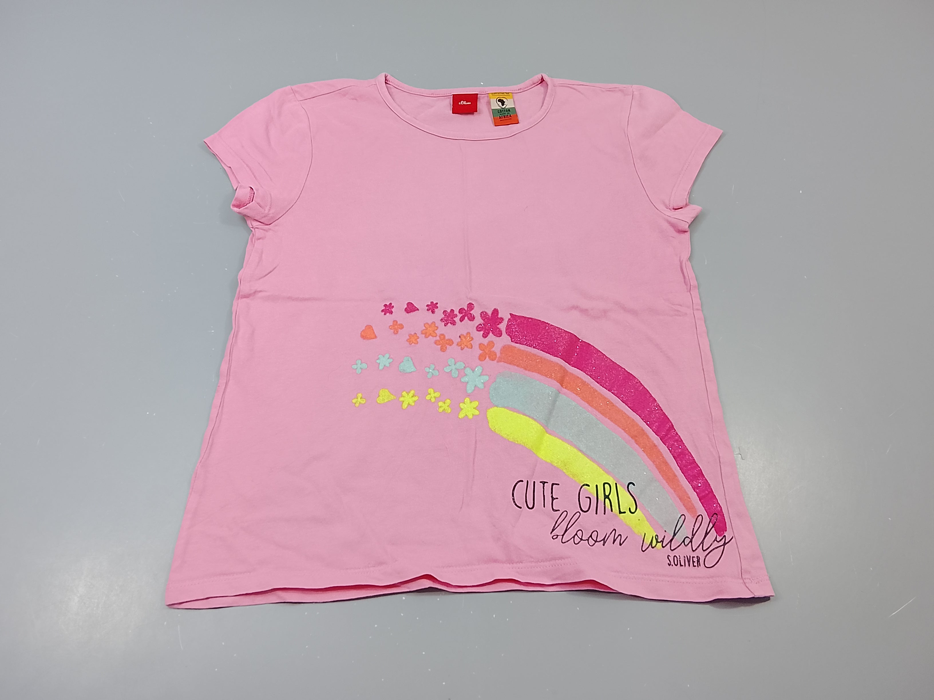T-shirt m.c rose dessins coloré pailletés 
