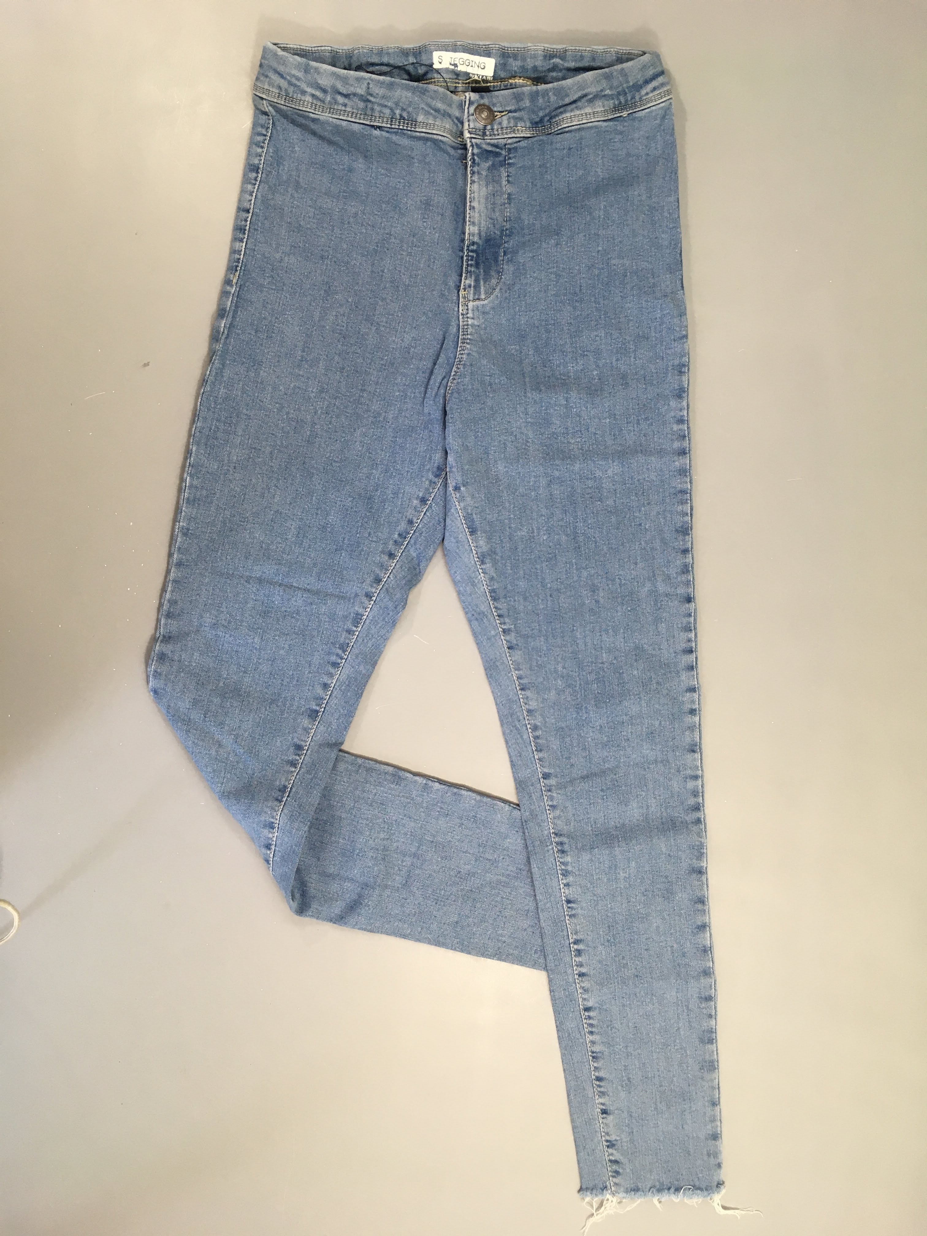 Jegging effet effiloché