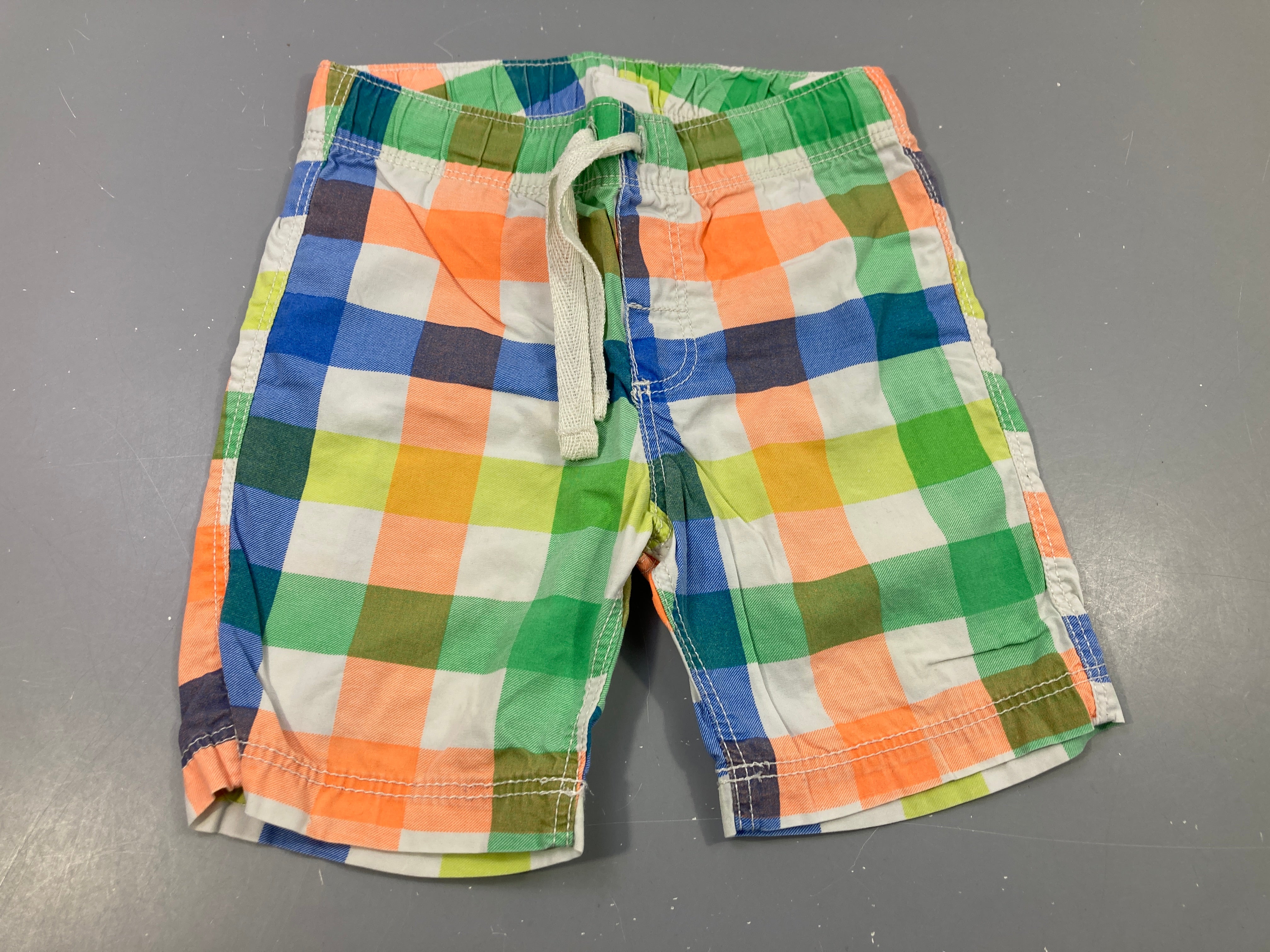 Bermuda à carreaux multicolore