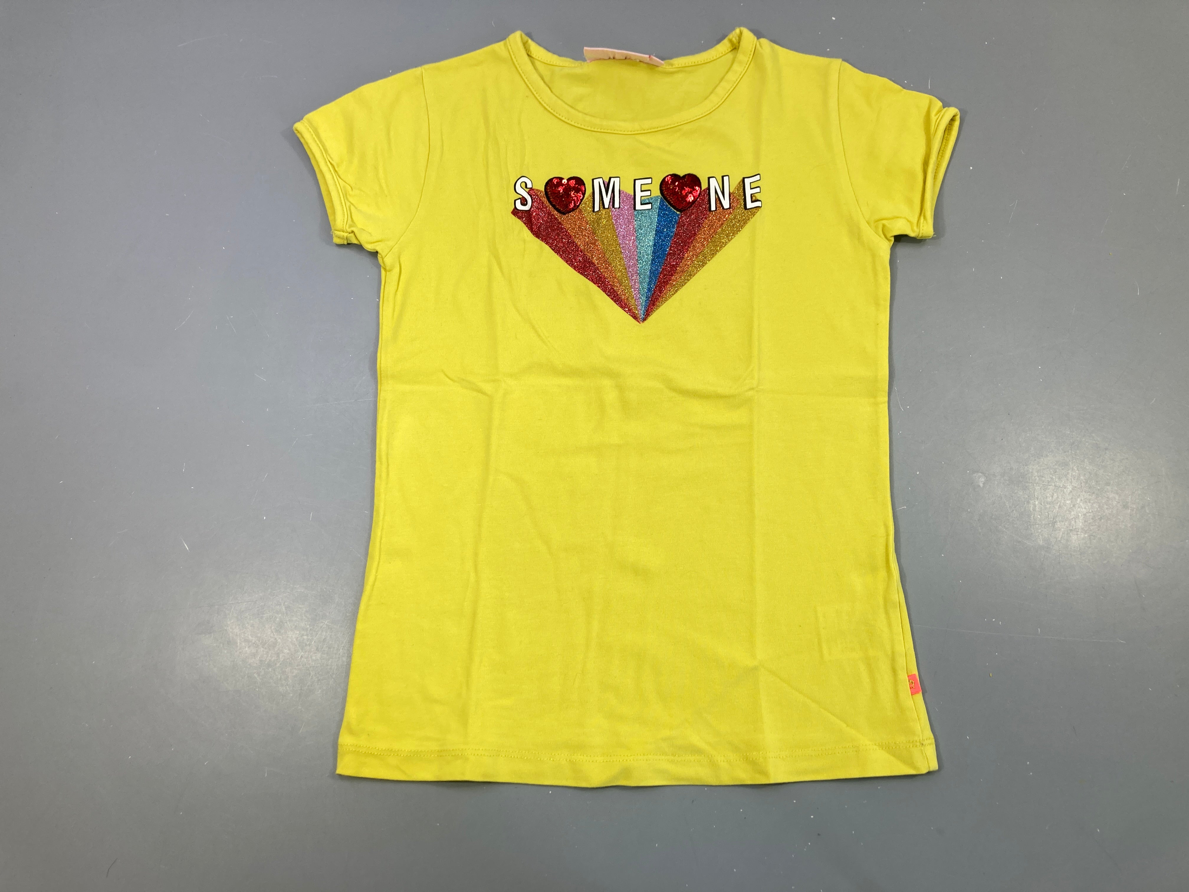 T-shirt m.c jaune Someone arc-en-ciel