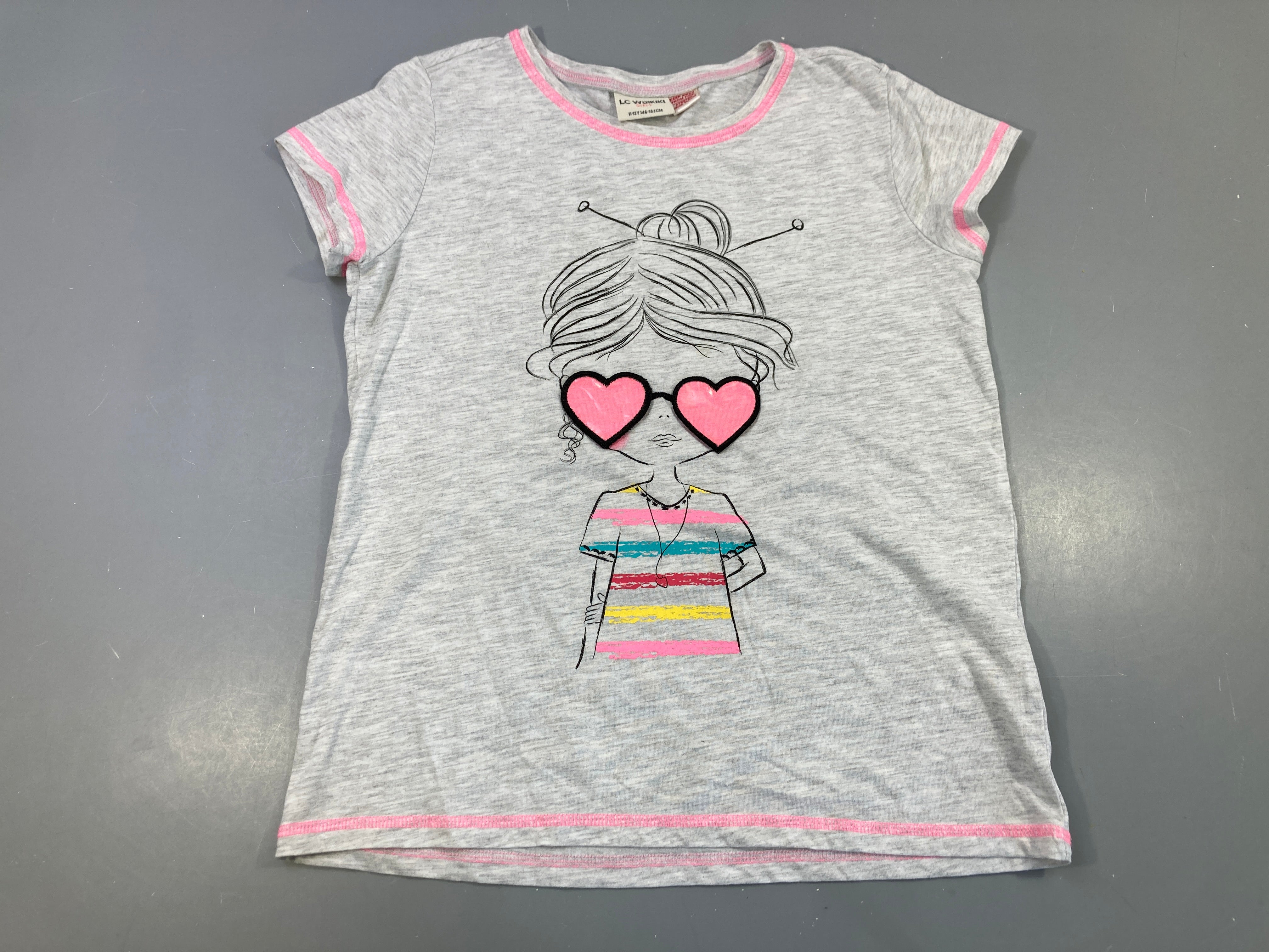 T-shirt m.c gris chiné fille lunettes coeurs texturés Waikiki Légèrement bouloché
