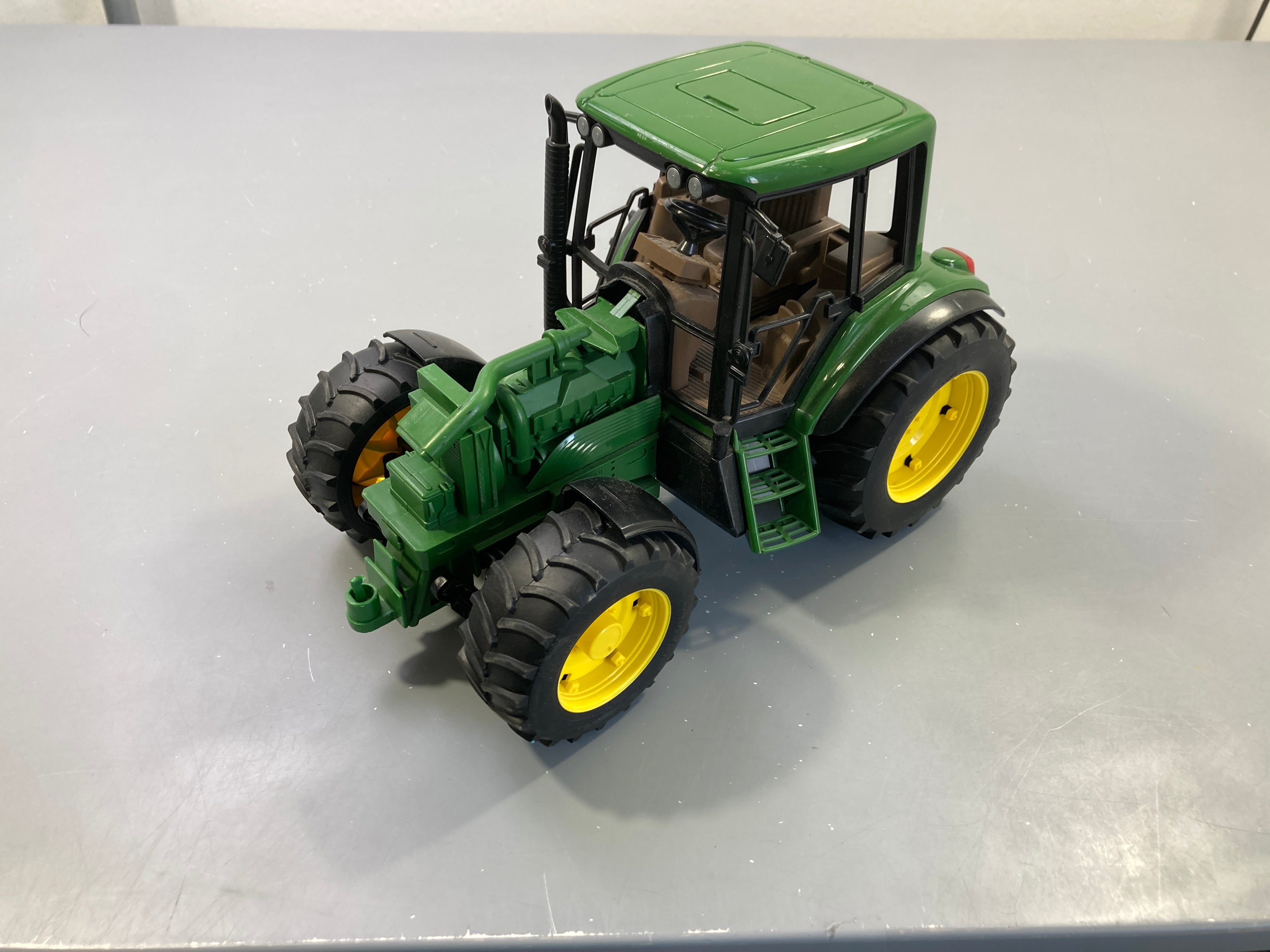 Bruder -Tractor John Deere 7930
