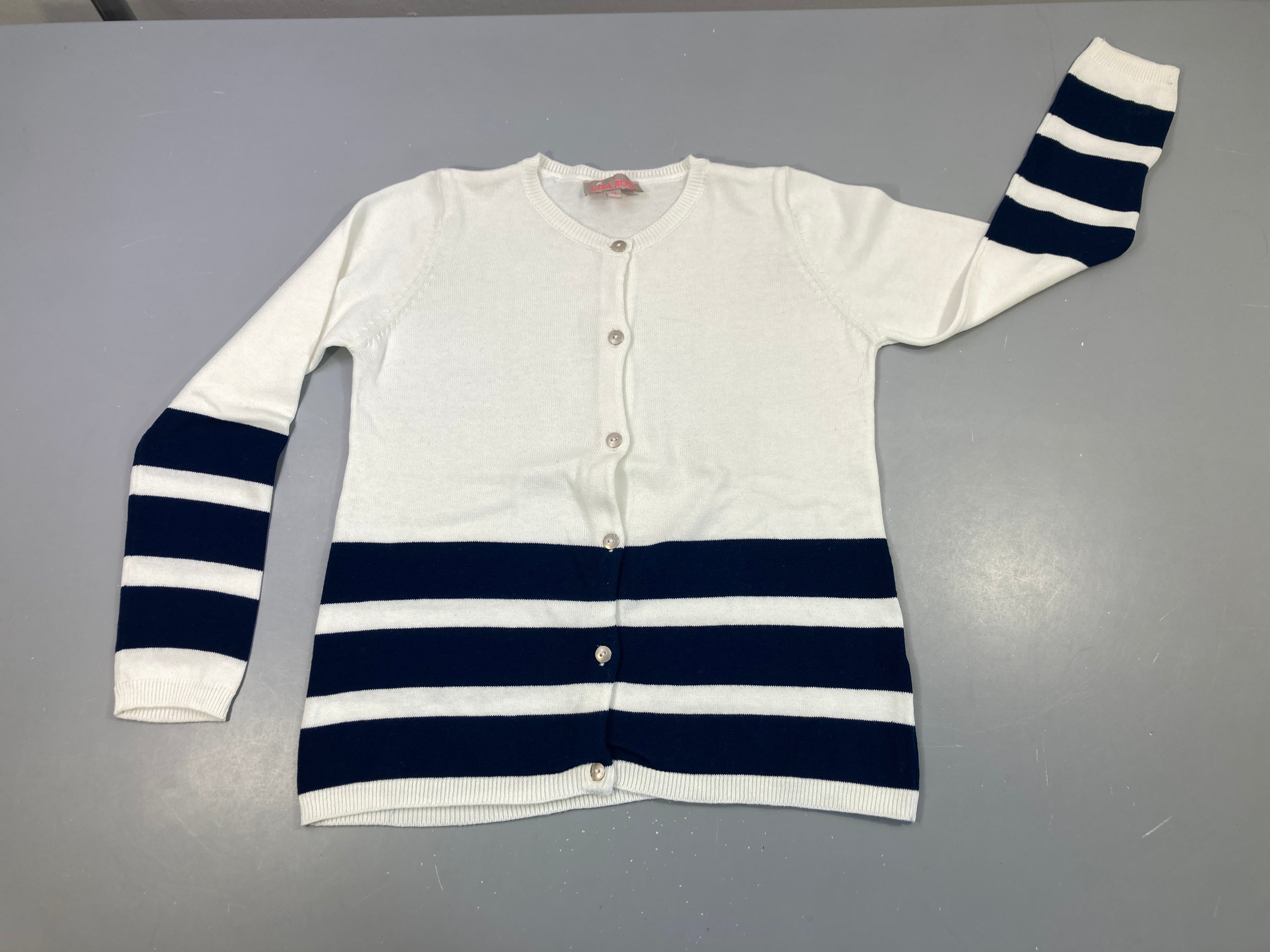 Gilet blanc rayé bleu foncé