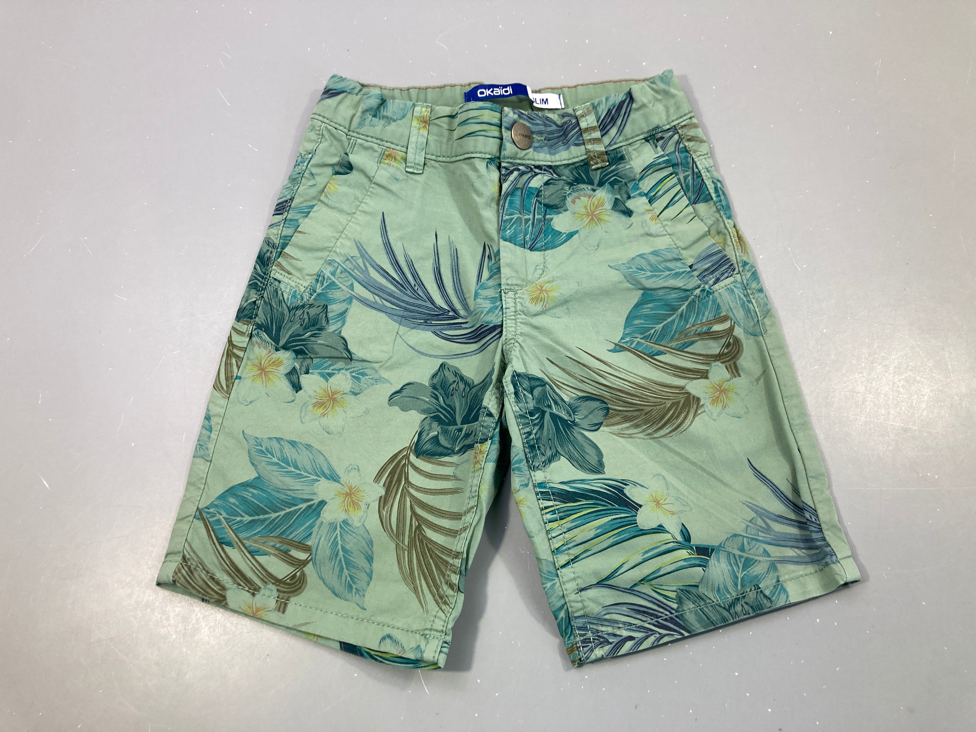 Bermuda chino slim kaki feuillage