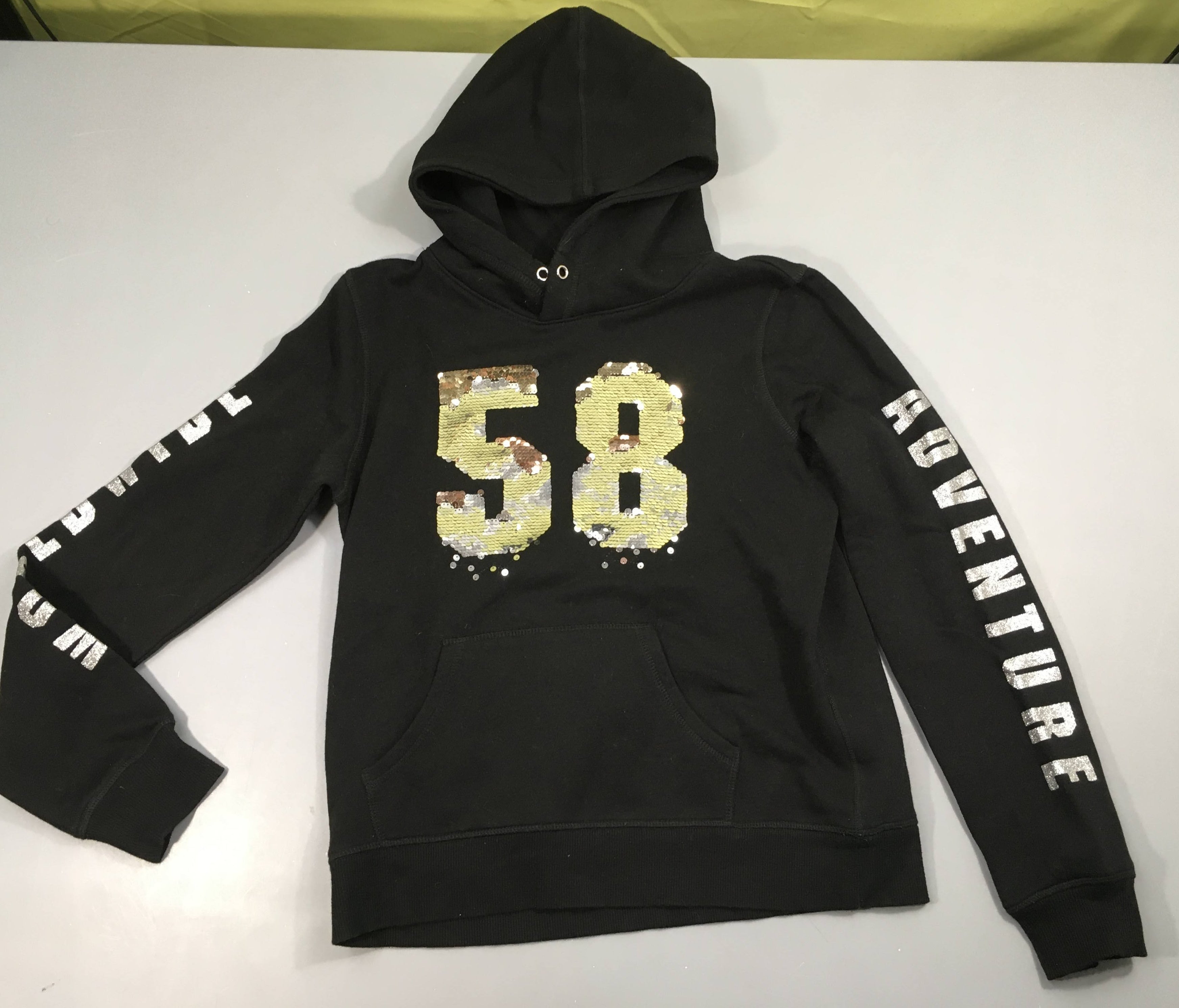 Sweat à capuche noir 58 sequins réversibles